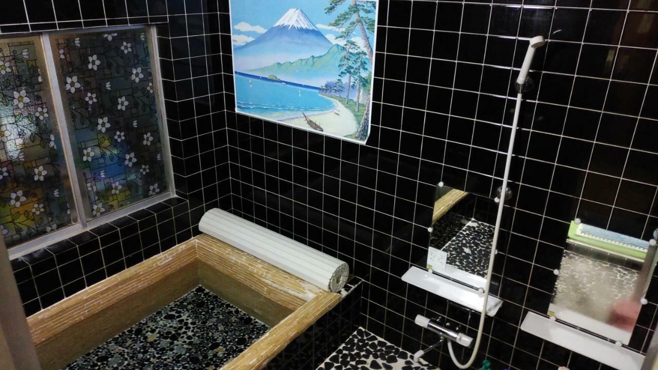 Walking Pilgrimage Hotel Tokiwa Ryokan Ozu  Eksteriør bilde