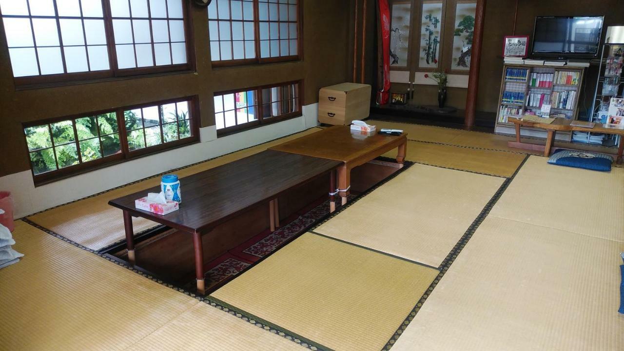 Walking Pilgrimage Hotel Tokiwa Ryokan Ozu  Eksteriør bilde