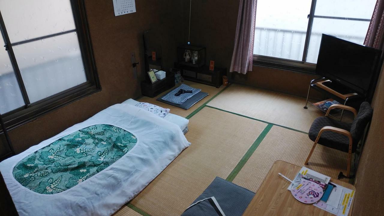 Walking Pilgrimage Hotel Tokiwa Ryokan Ozu  Eksteriør bilde