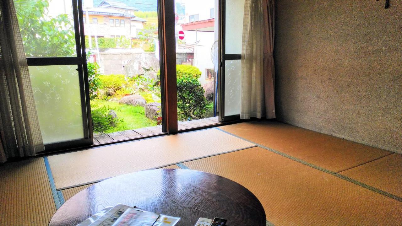 Walking Pilgrimage Hotel Tokiwa Ryokan Ozu  Eksteriør bilde